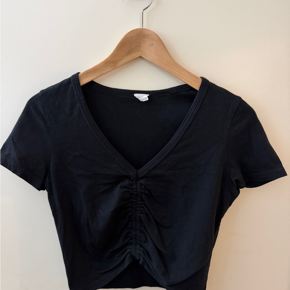 Wilfred Free Black Ruched V-Neck Crop Top